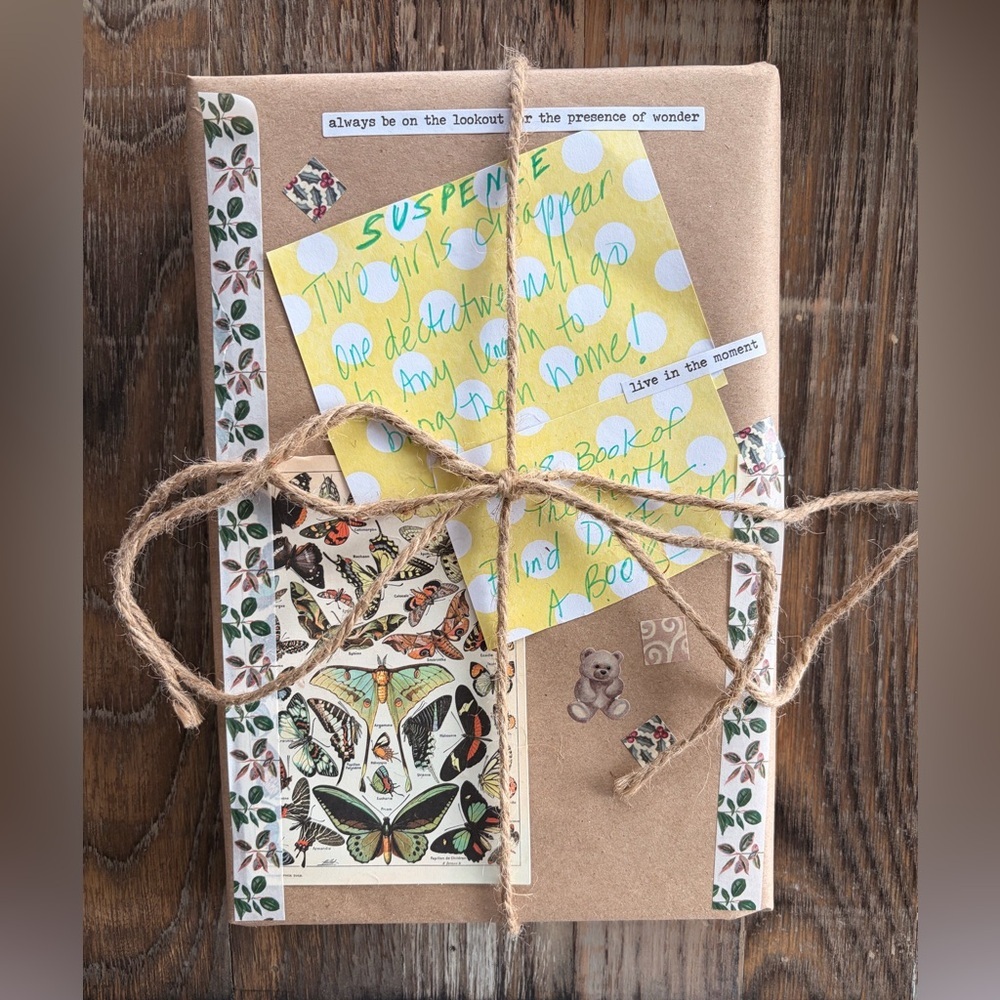Handcrafted blind date with a‎ book - Picture 3 of 3